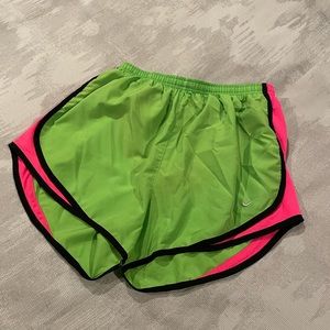 Nike Women’s Dri-FIT Tempo Running Shorts Size Large